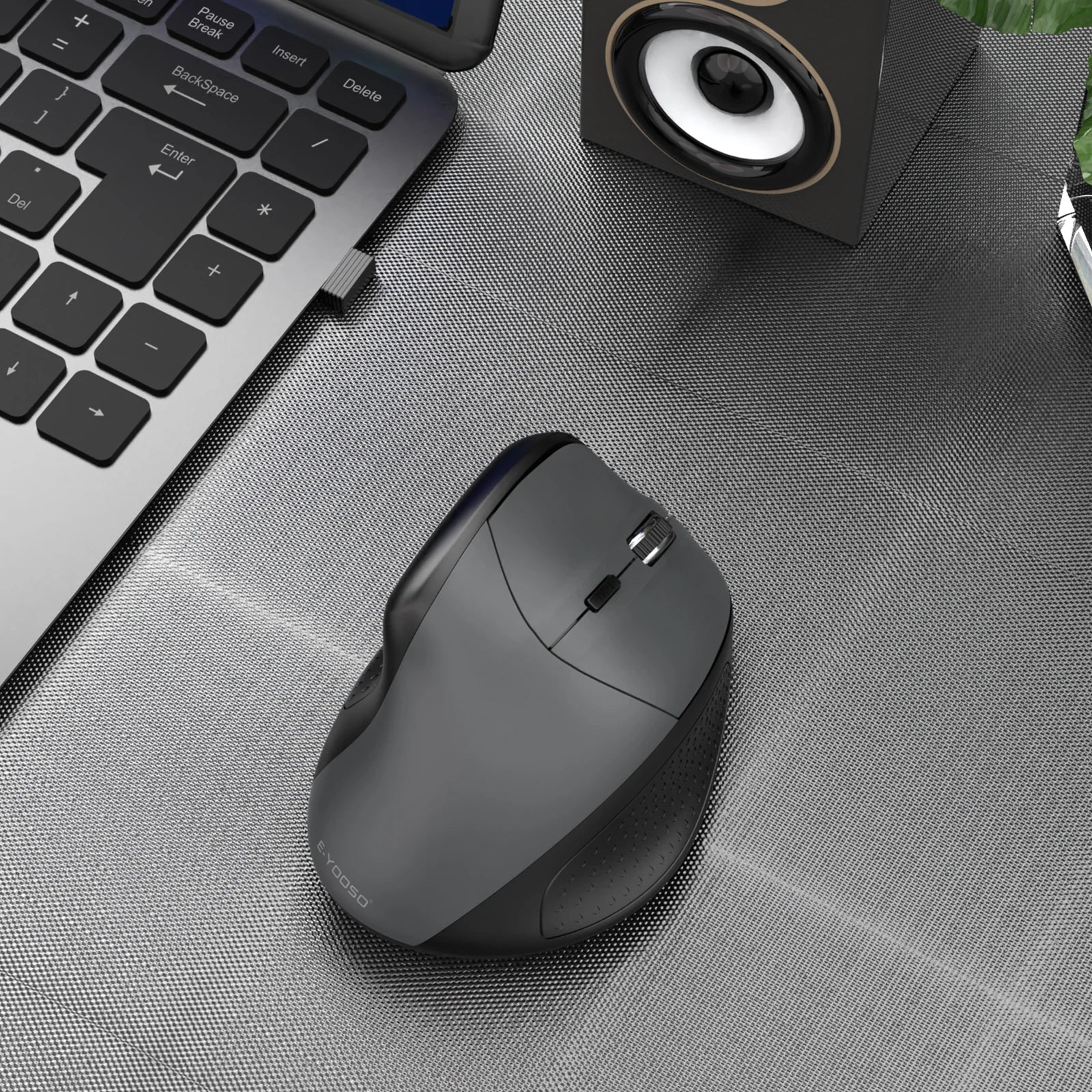 E-YOOSO X-45 2.4G Wireless Mouse for Big Palms, 4800 DPI Adjustable Plug and Play Low Battery Reminder for Home, Office Gaming